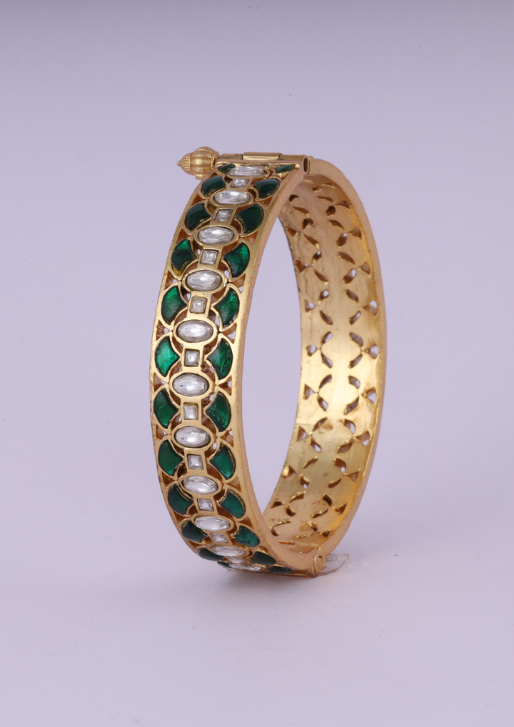 Mrinalika Jadau Kundan Single Bangle