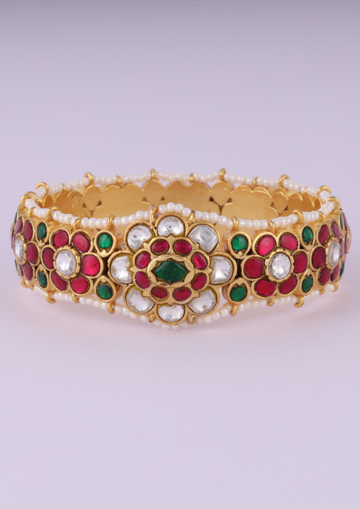 Saanvika Handcrafted Jadau Kundan Bangle