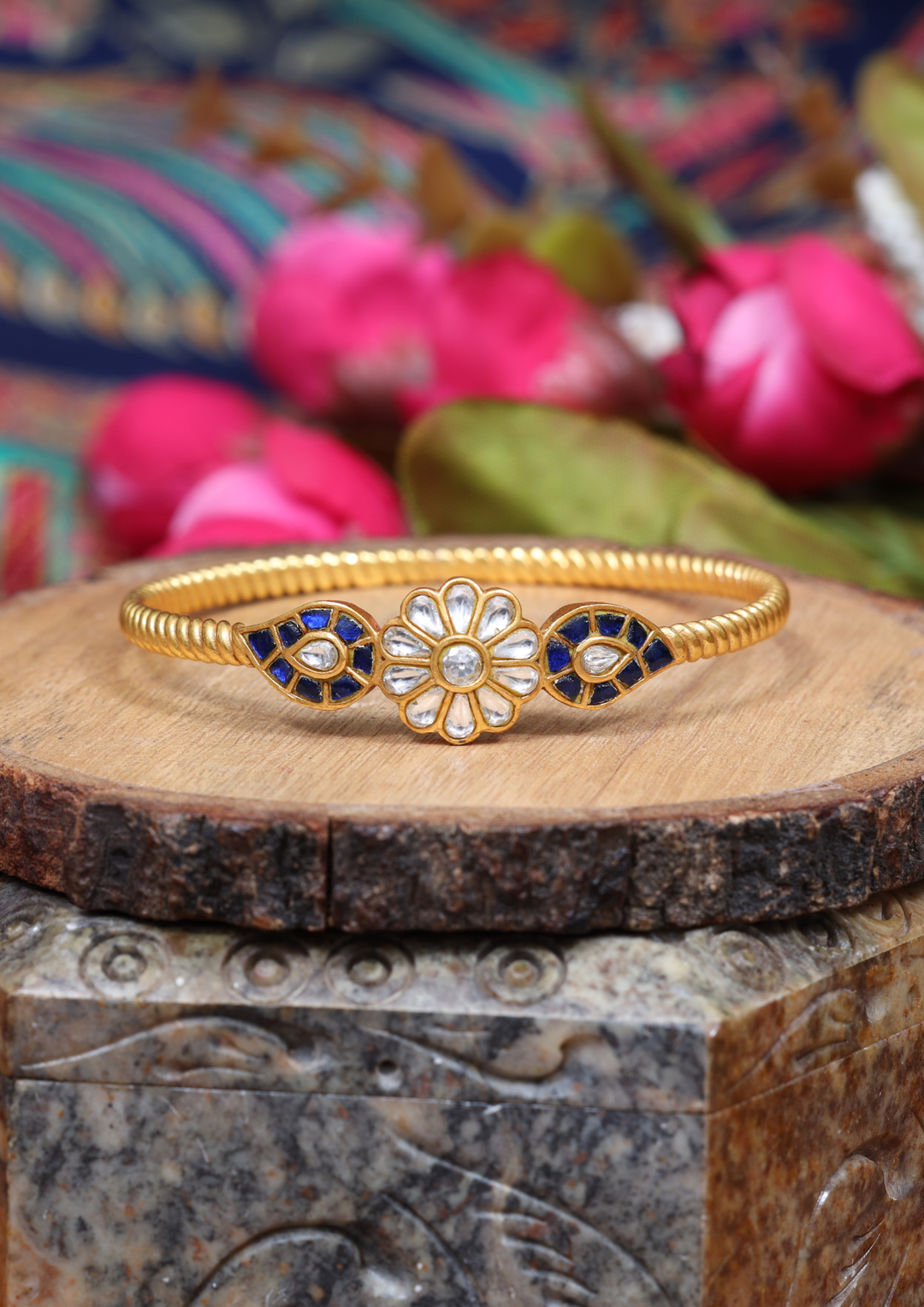 Haimavati Jadau Kundan Single Bangle