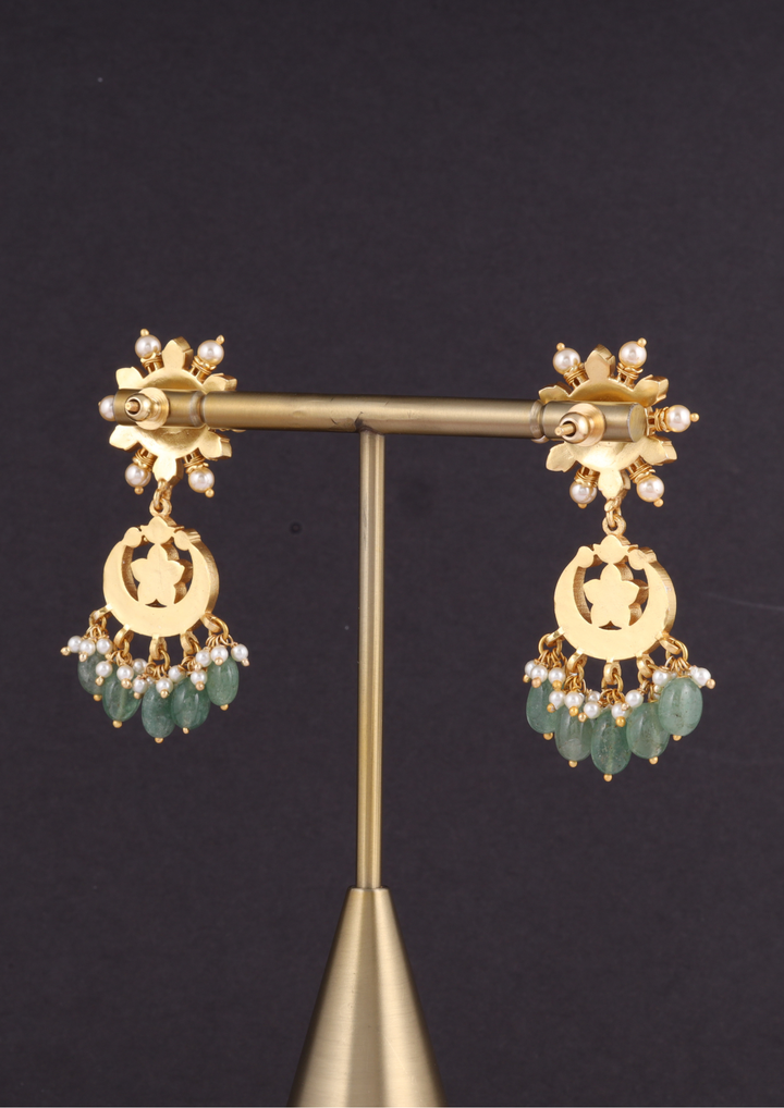 Sharvani Elegant Jadau Kundan Earrings