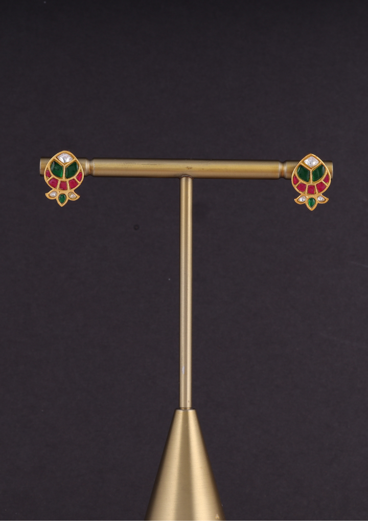 Vamika Elegant Jadau Kundan Earrings