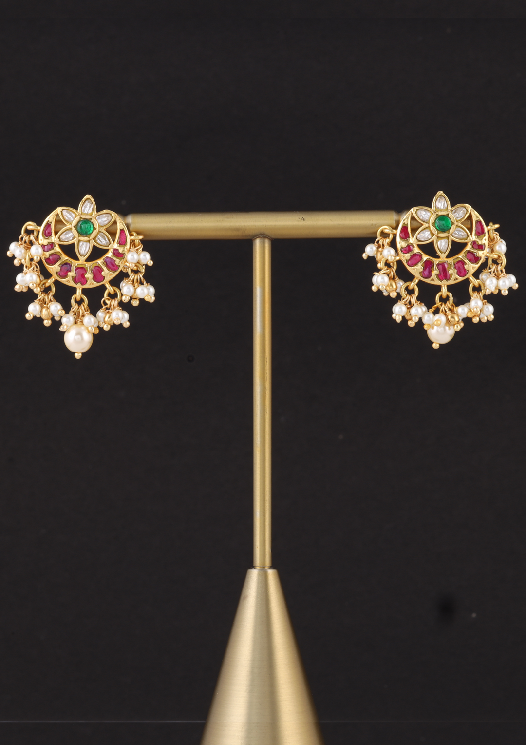 Pranhita Elegant Jadau Kundan Earrings