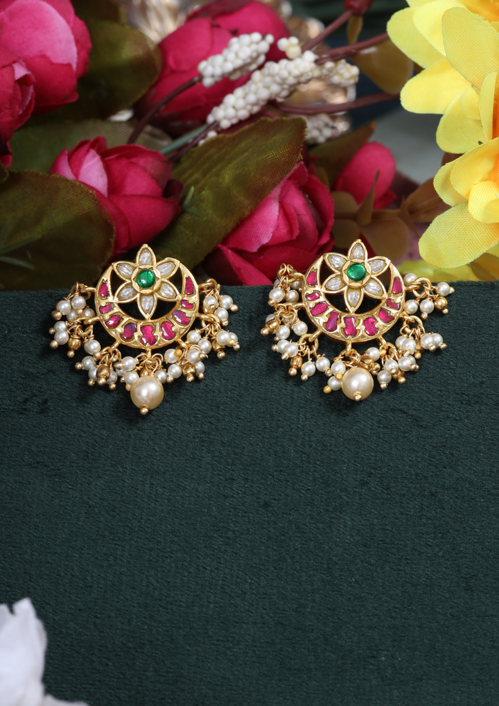Pranhita Elegant Jadau Kundan Earrings