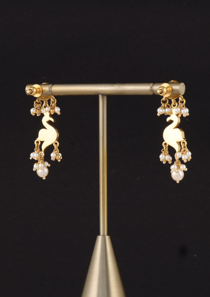 Wardha Exquisite Jadau Kundan Earrings