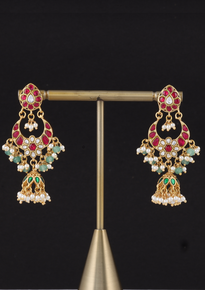 Pairi Elegant Jadau Kundan Earrings