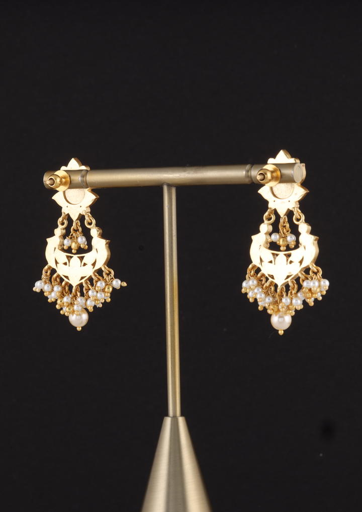Kudrat Exquisite Jadau Kundan Earrings