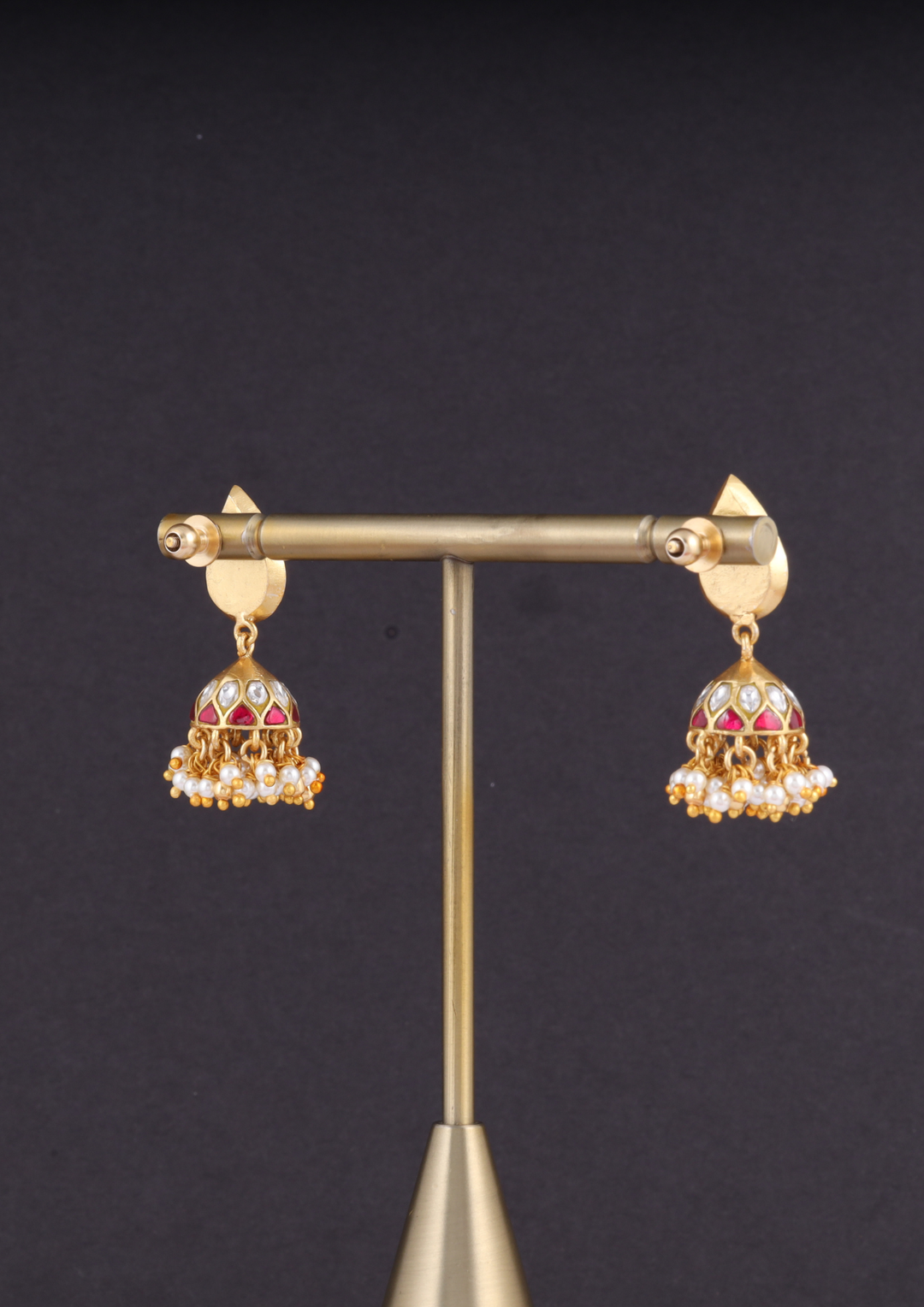 Vihaana Exquisite Jadau Kundan Earrings
