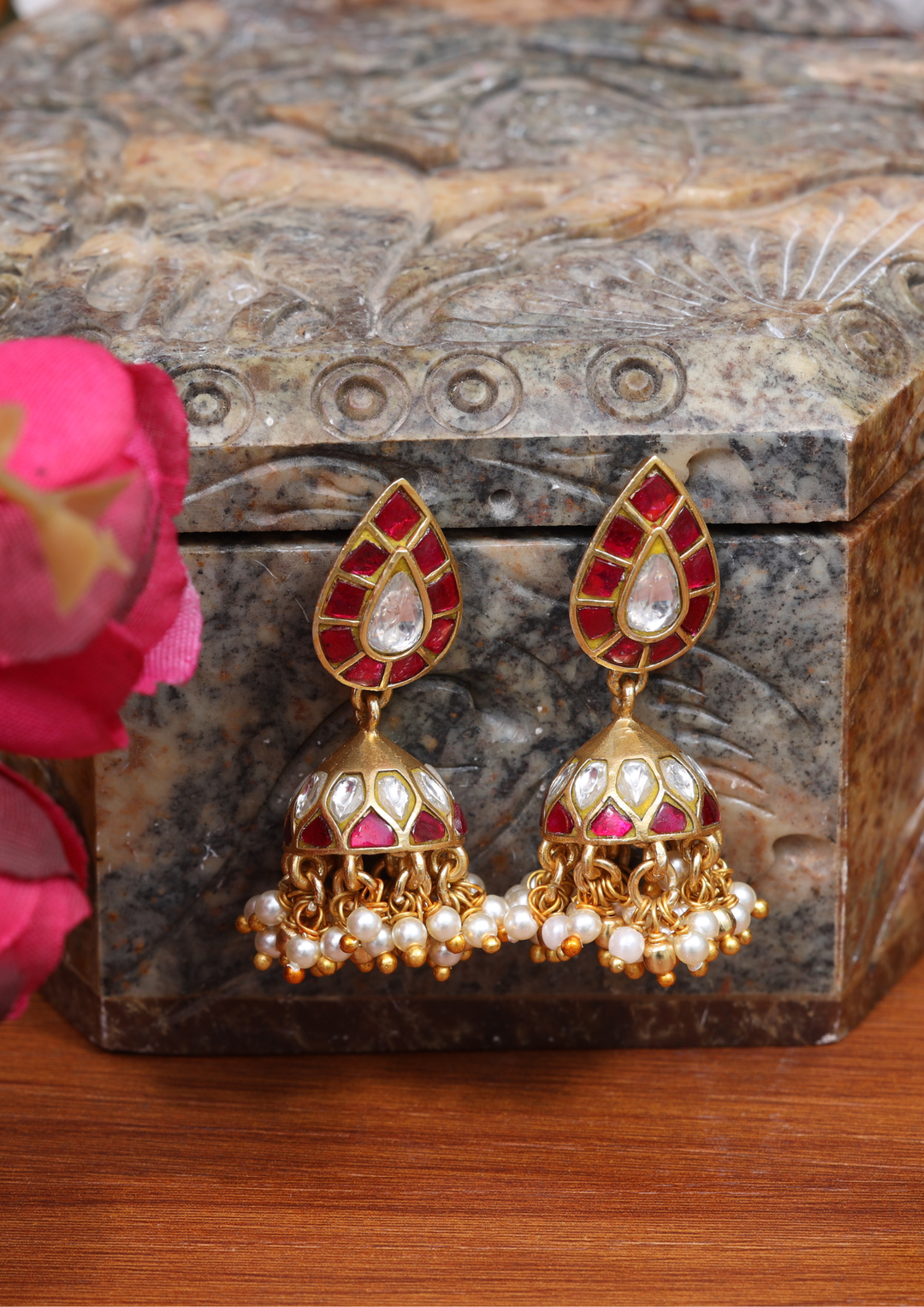 Vihaana Exquisite Jadau Kundan Earrings