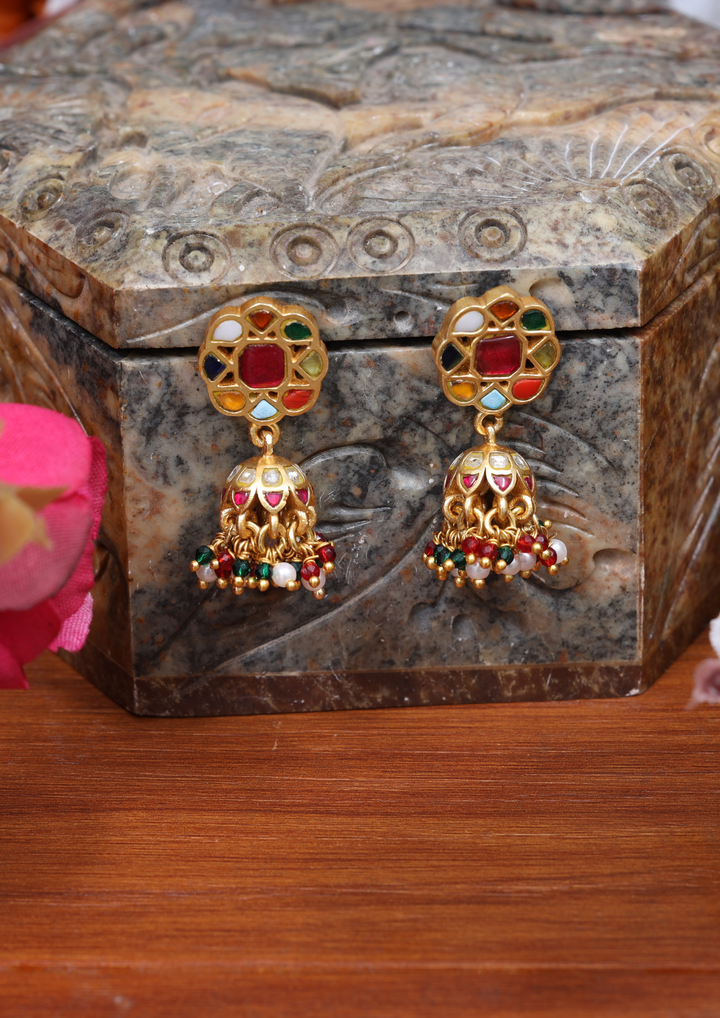 Iniya Elegant Jadau Kundan Earrings