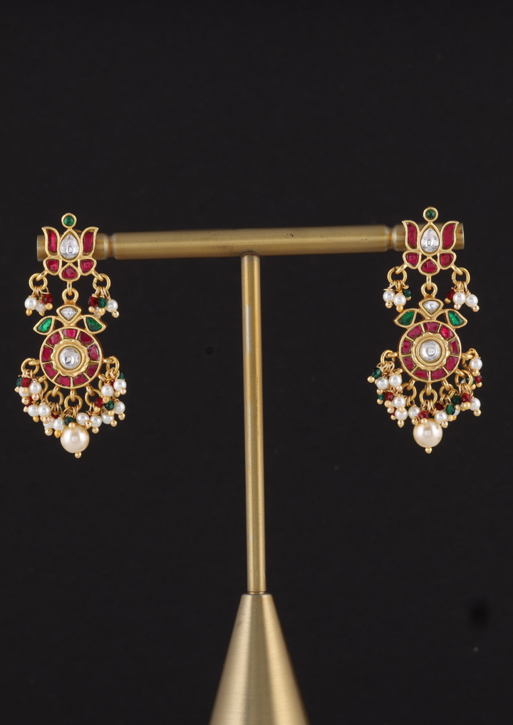 Vaigai Exquisite Jadau Kundan Earrings