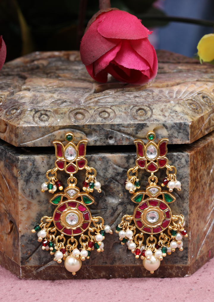 Vaigai Exquisite Jadau Kundan Earrings