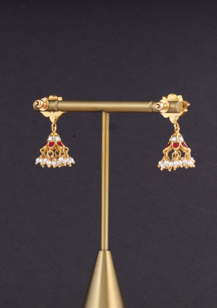 Surangi Elegant Jadau Kundan Earrings