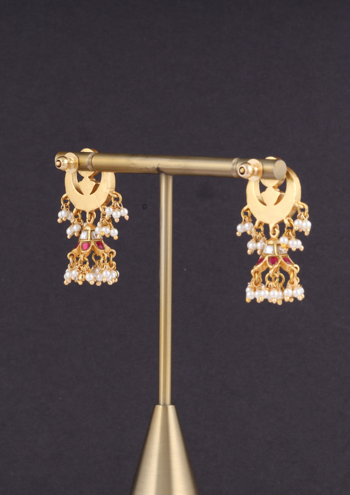 Mridani Elegant Jadau Kundan Earrings