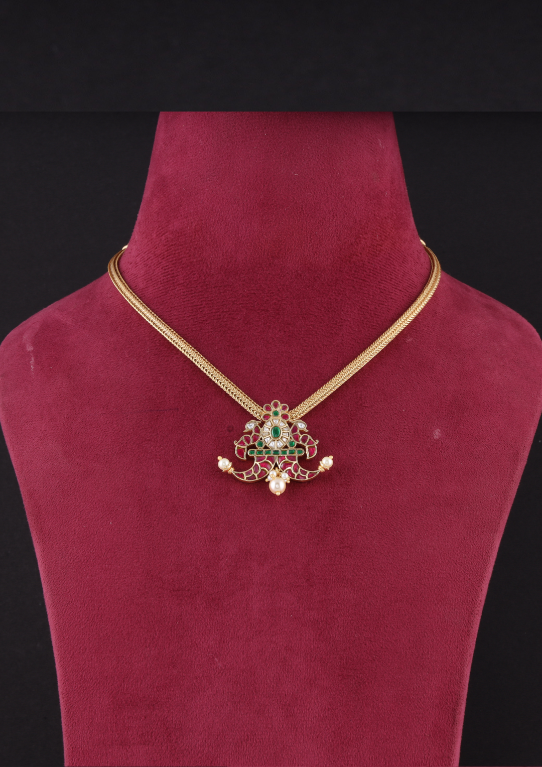 Surmayi Handcrafted Jadau Kundan Necklace
