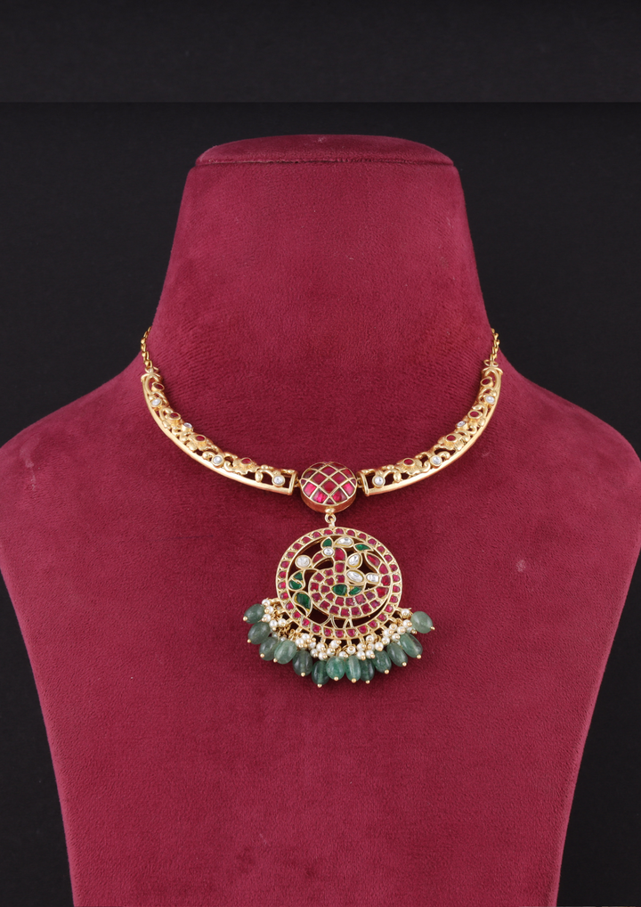 Naqsh Elegant Jadau Kundan Necklace