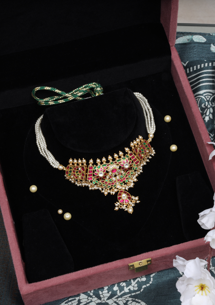 Meherbano Exquisite Jadau Kundan Necklace