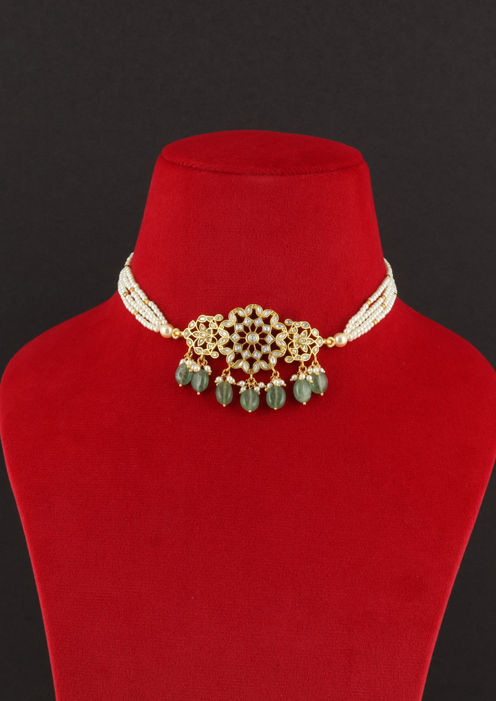 Rajlakshmi Handcrafted Jadau Kundan Necklace