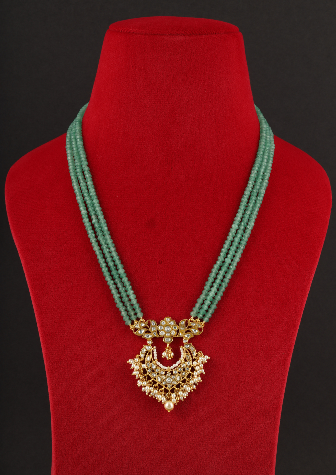Gulnaaz Elegant Jadau Kundan Necklace