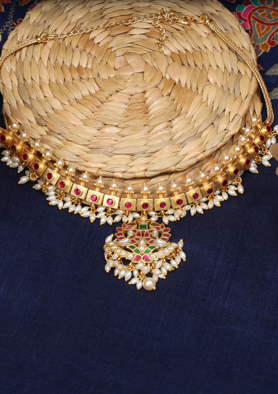 Ratnangi Regal Jadau Kundan Necklace