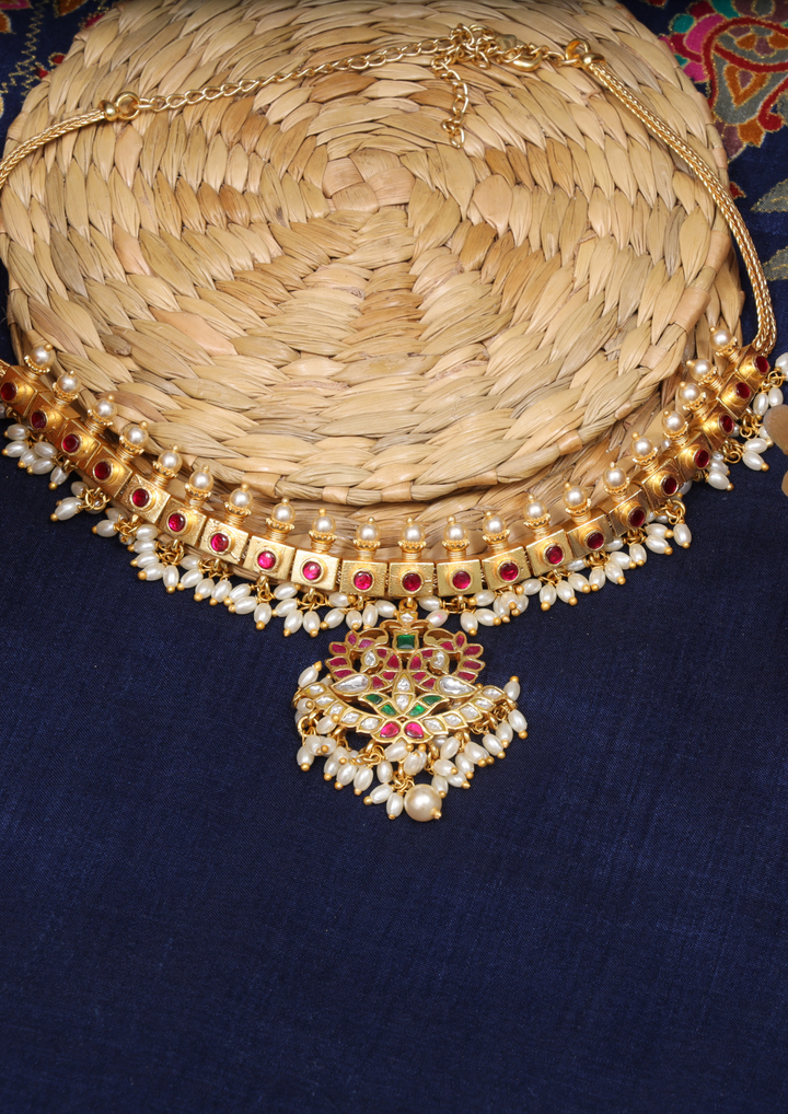 Ratnangi Regal Jadau Kundan Necklace