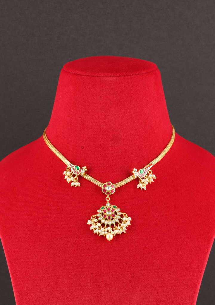 Rajeshwari Elegant Jadau Kundan Necklace