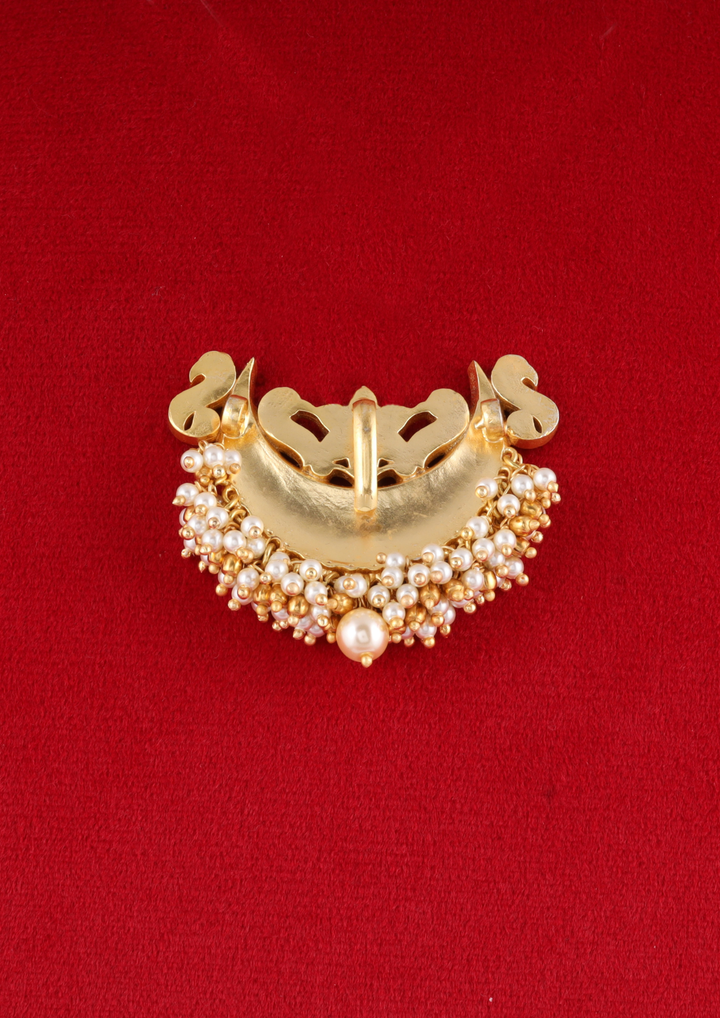 Reyanshi Regal Jadau Kundan Pendant