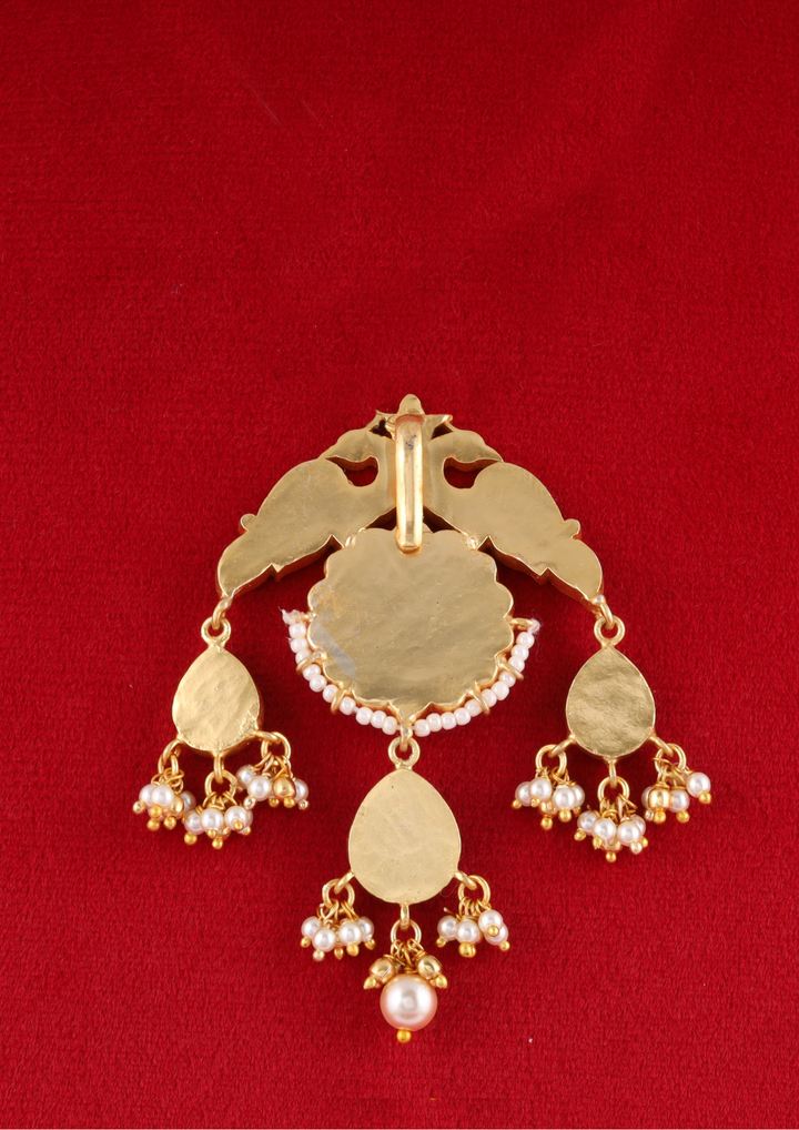 Ishrata Elegant Jadau Kundan Pendant