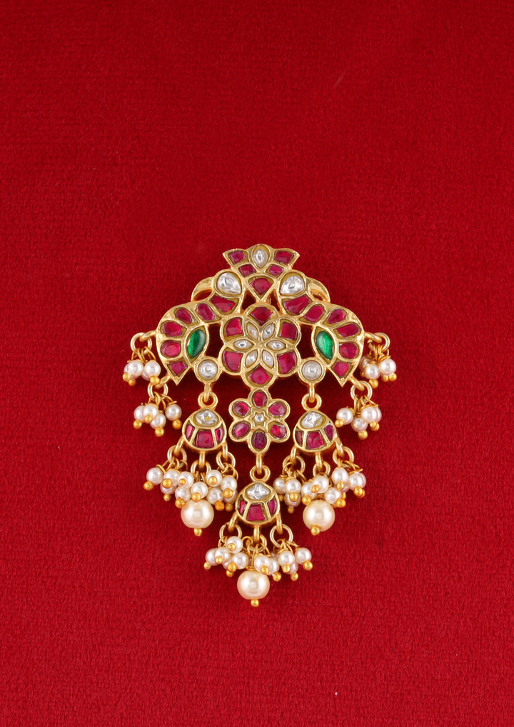 Mrinalika Elegant Jadau Kundan Pendant