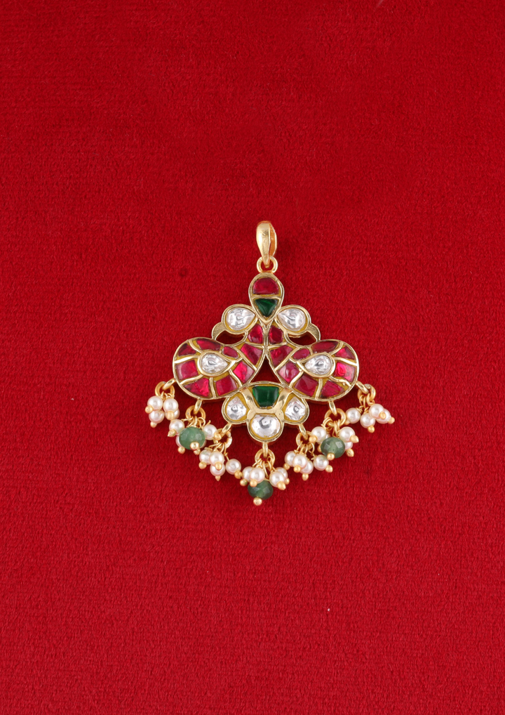 Ojasvini Regal Jadau Kundan Pendant