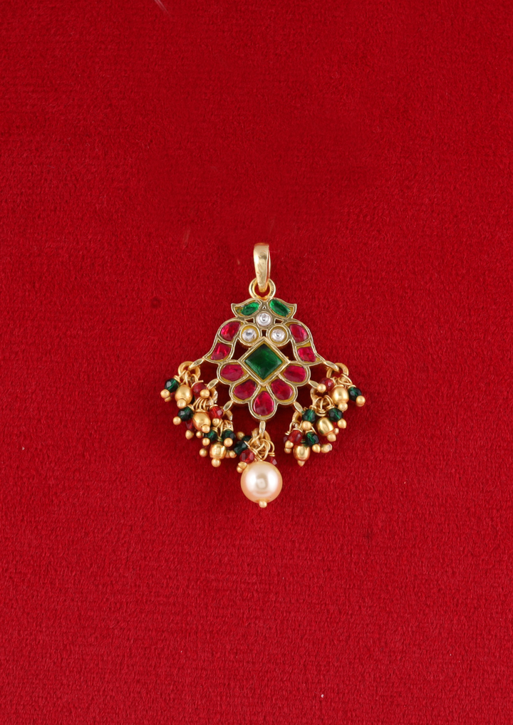 Rania Jadau Kundan Pendant