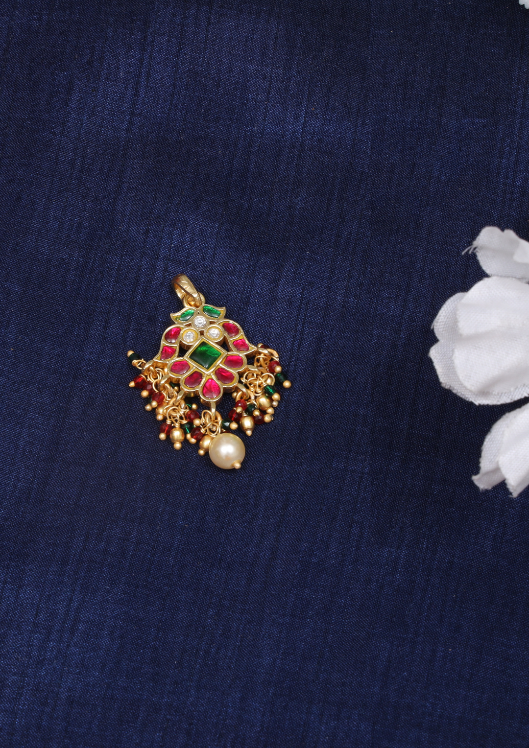 Rania Jadau Kundan Pendant