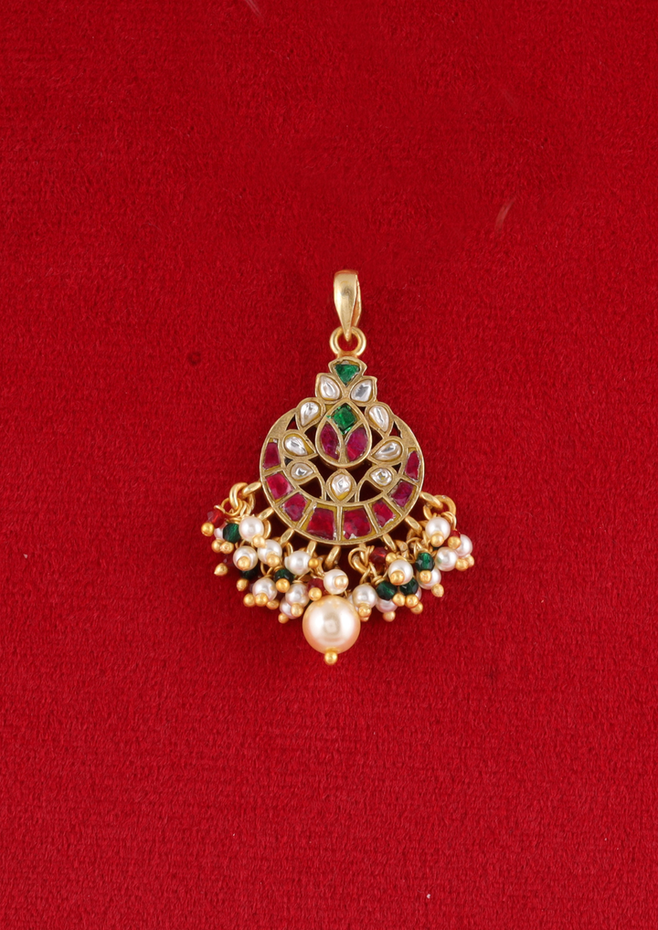 Kanishree Handcrafted Jadau Kundan Pendant