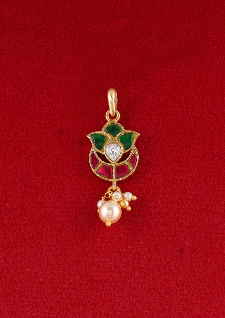 Aarzoo Exquisite Jadau Kundan Pendant