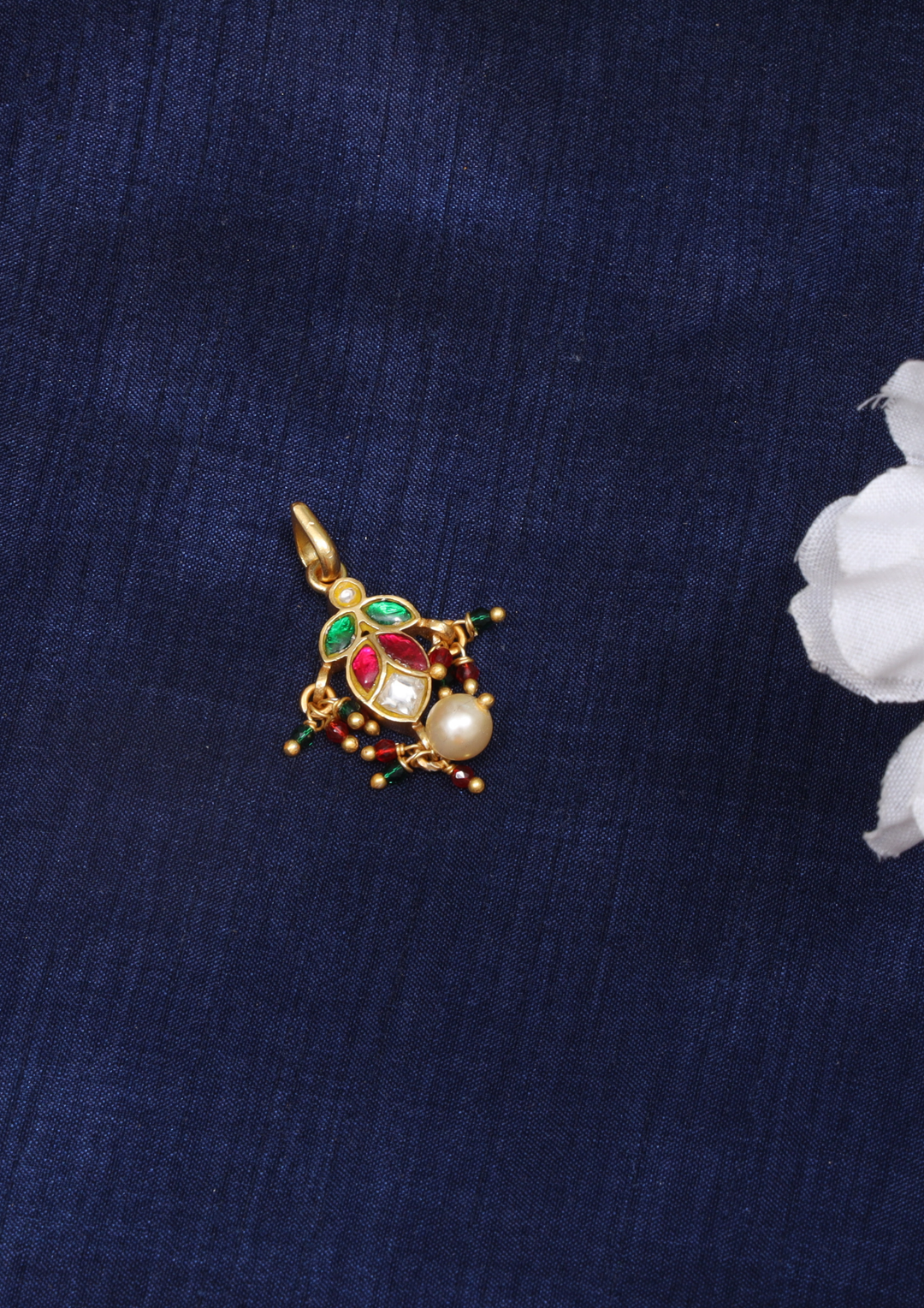 Varnisha Regal Jadau Kundan Pendant