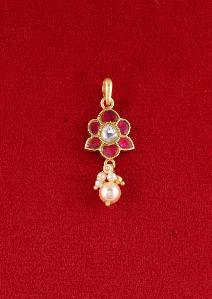 Samaira Elegant Jadau Kundan Pendant