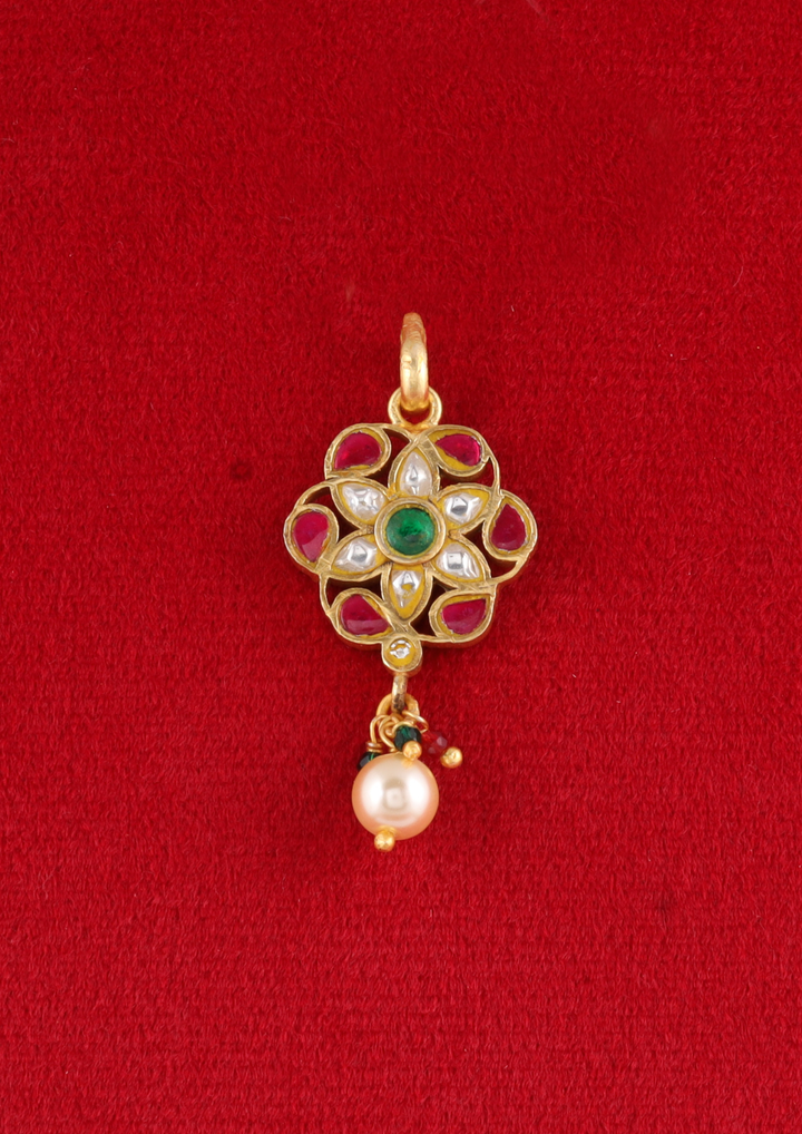 Kanishka Handcrafted Jadau Kundan Pendant