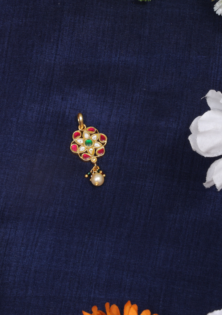Kanishka Handcrafted Jadau Kundan Pendant
