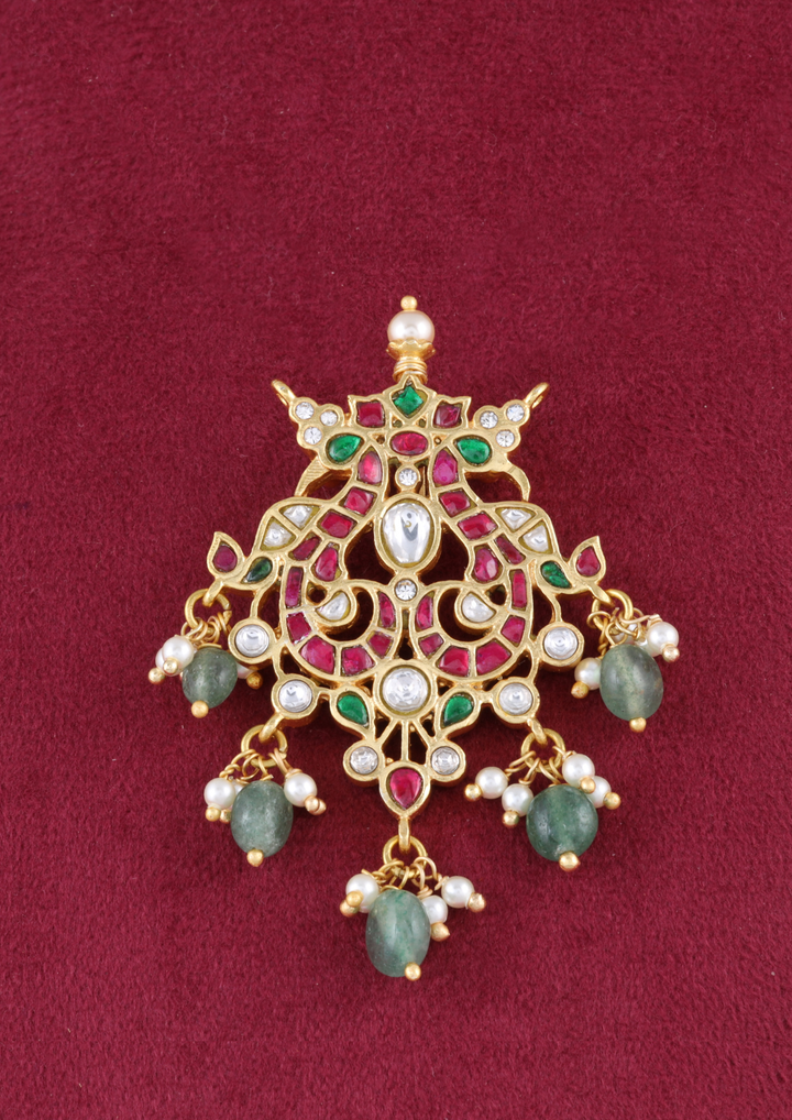 Vainika Handcrafted Jadau Kundan Pendant