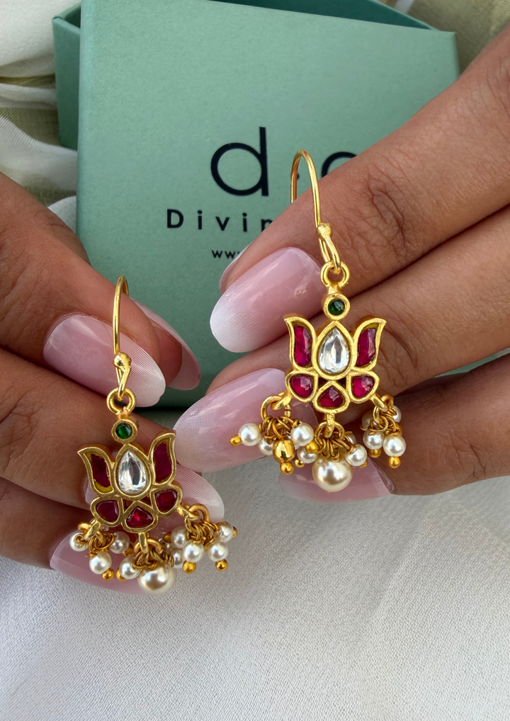 Asavari Jadau Kundan Hook Earrings