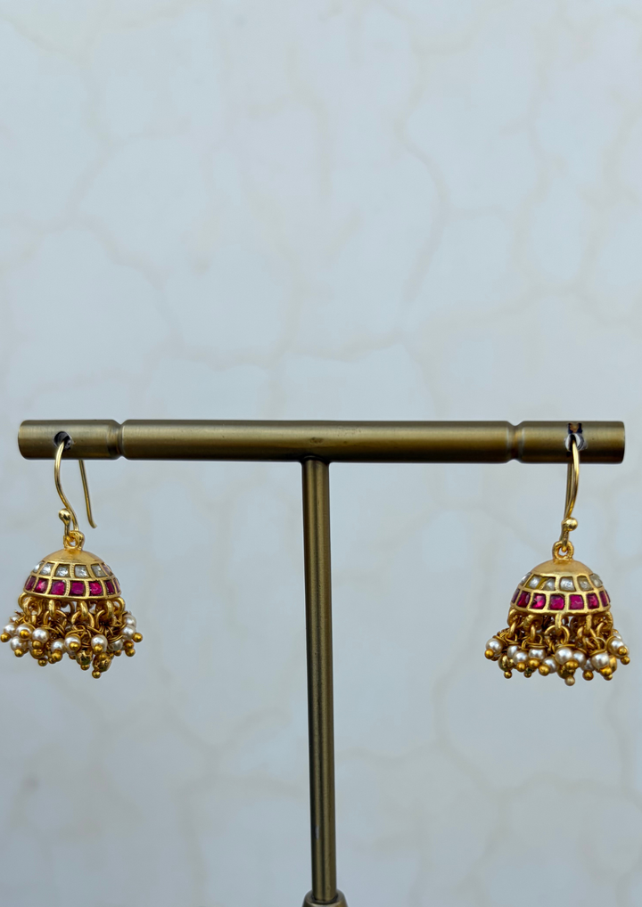 Ekani Jadau Kundan Hook Earrings