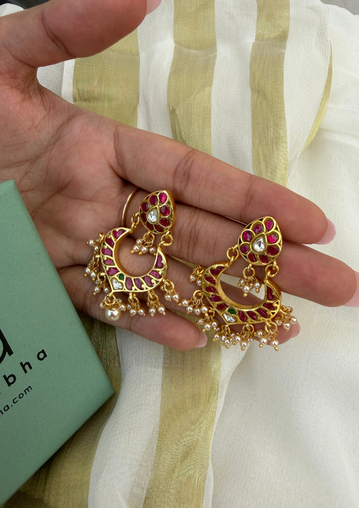 Taani Jadau Kundan Chandbali Earrings