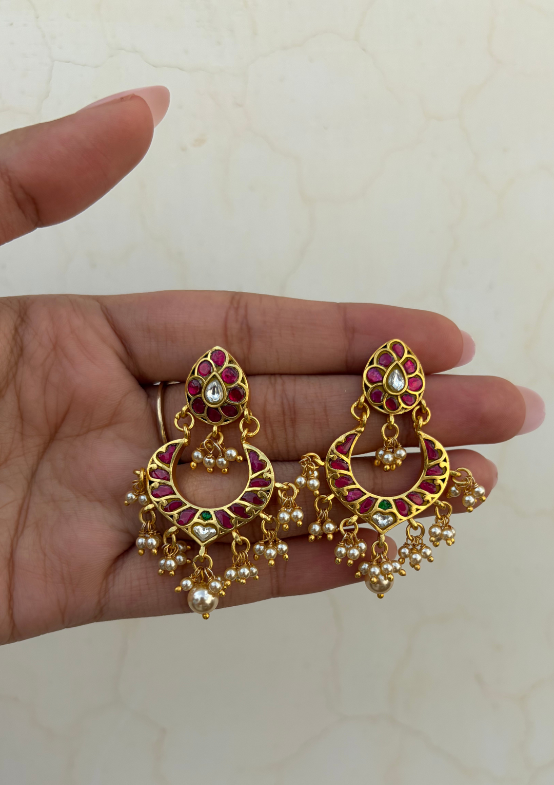 Taani Jadau Kundan Chandbali Earrings