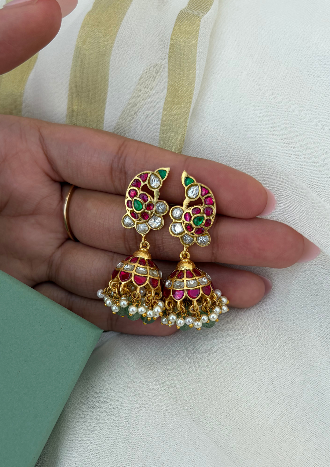 Zoyra Jadau Kundan Jhumka Earrings