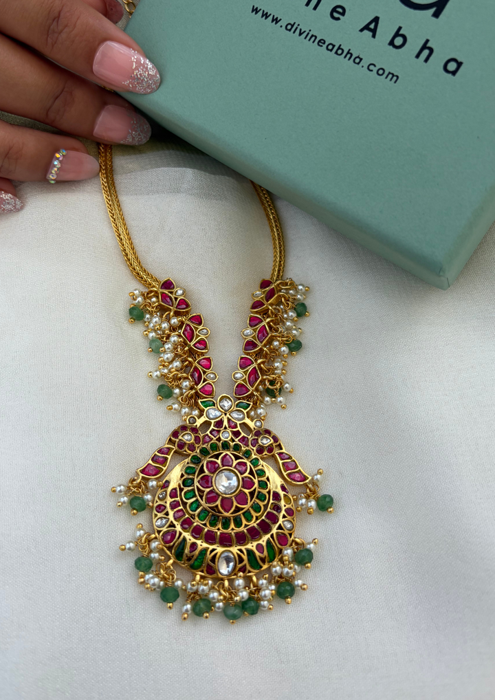 Mishika Jadau Kundan Necklace
