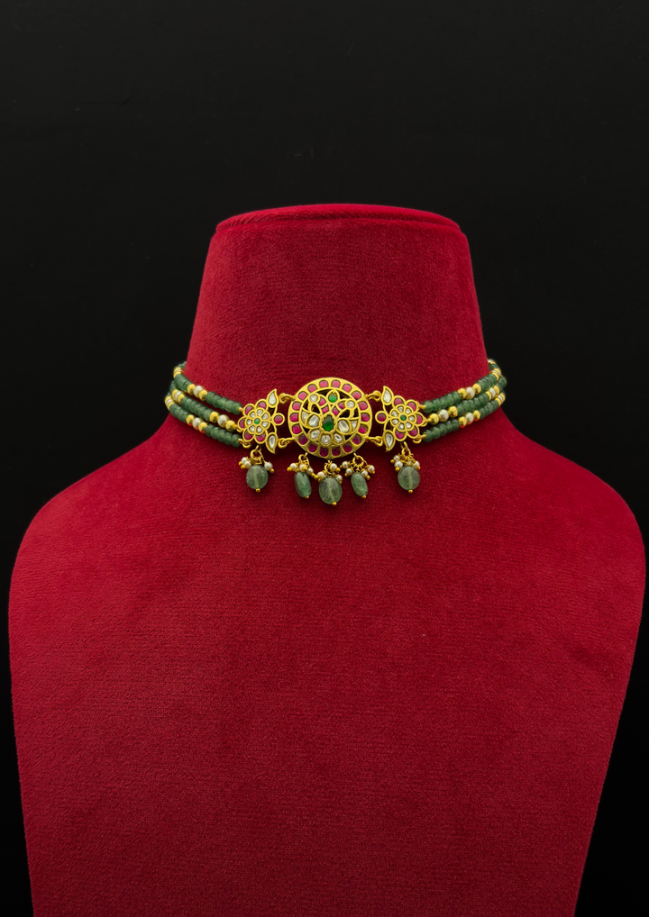 Eshmira Jadau Kundan Choker Necklace