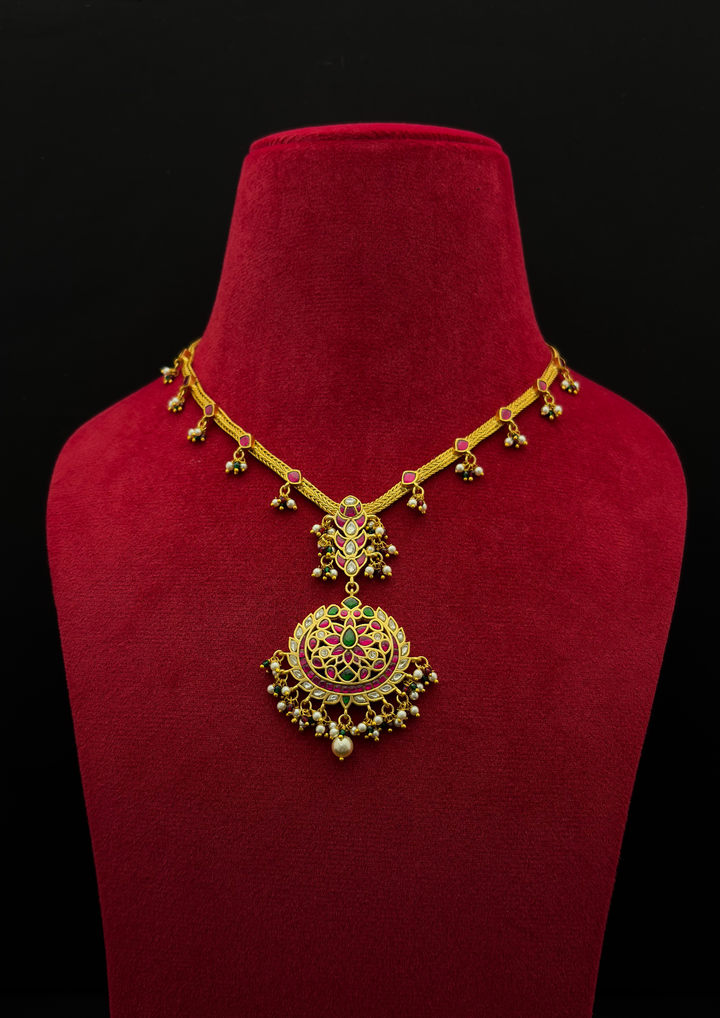 Avyani Jadau Kundan Necklace
