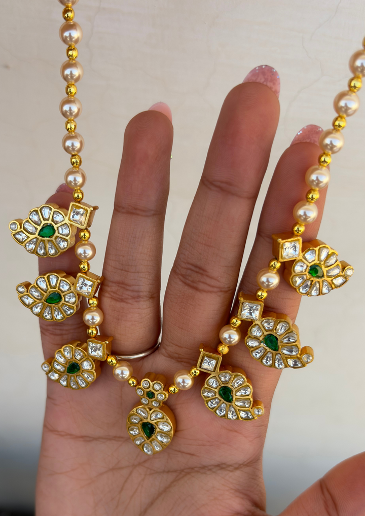 Nishita 2-in-1 Reversible Jadau Kundan Necklace
