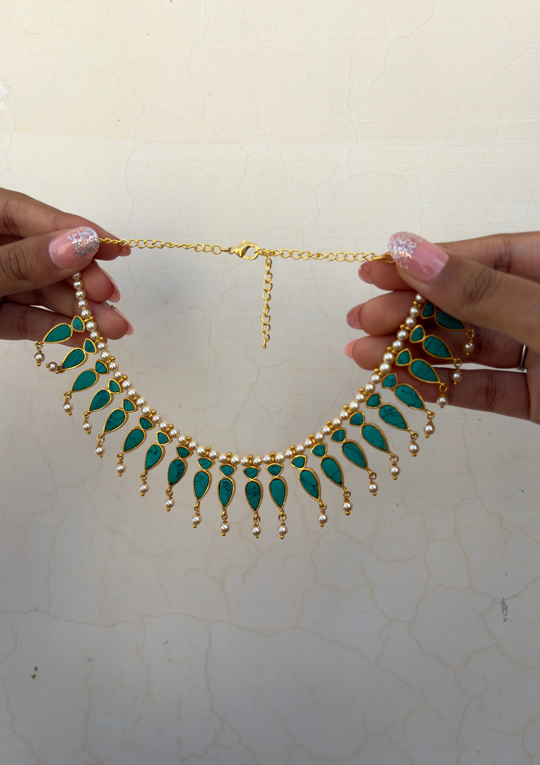 Lashkara Jadau Kundan Short Necklace