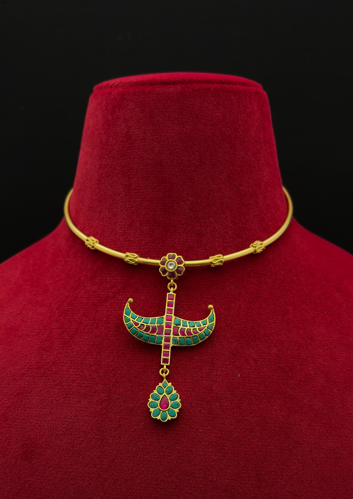 Dravika Jadau Kundan Hasli Necklace