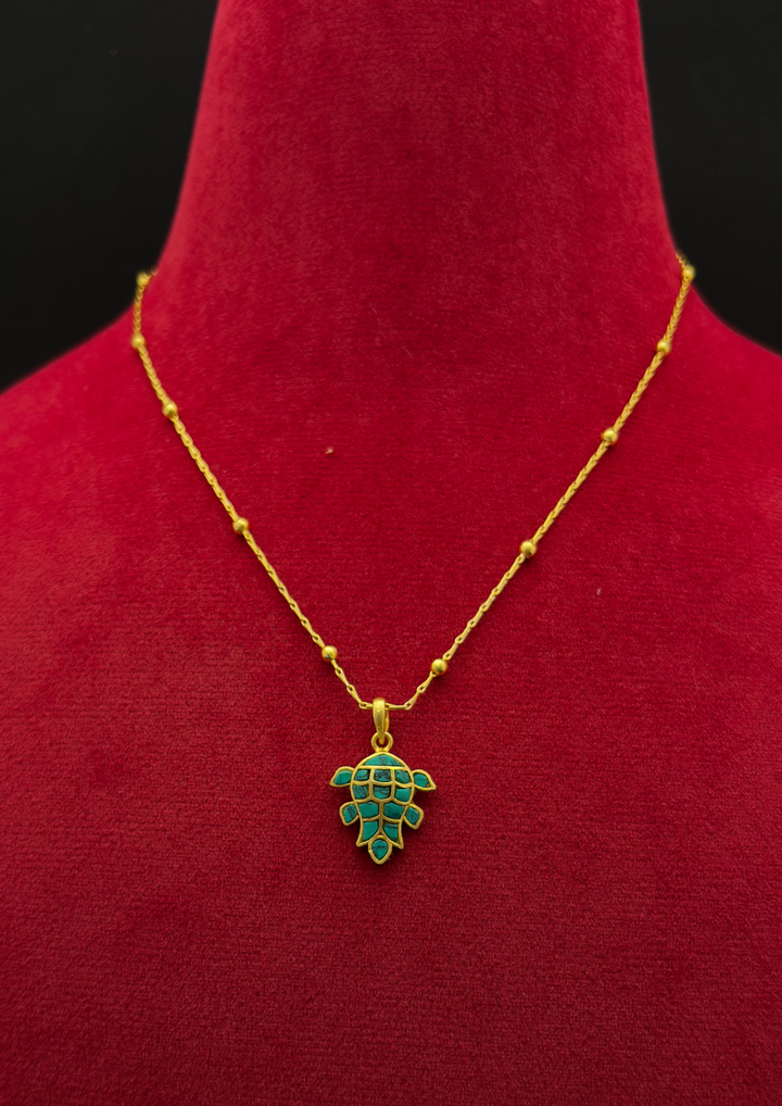 Somika Jadau Kundan Fish Necklace